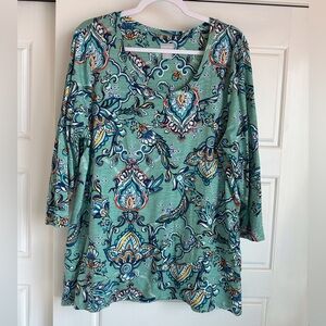 Chicos Like New tee shirt